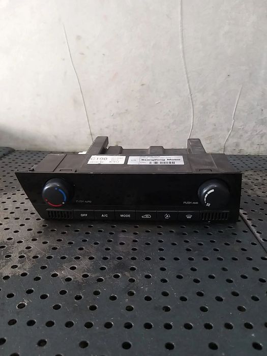 Panou comanda clima ac ssangyong kyron 6870009020
