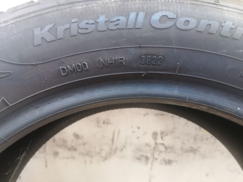 225/55/17 Iarna 2* Fulda 101v dot 3822.  7,,04mm
