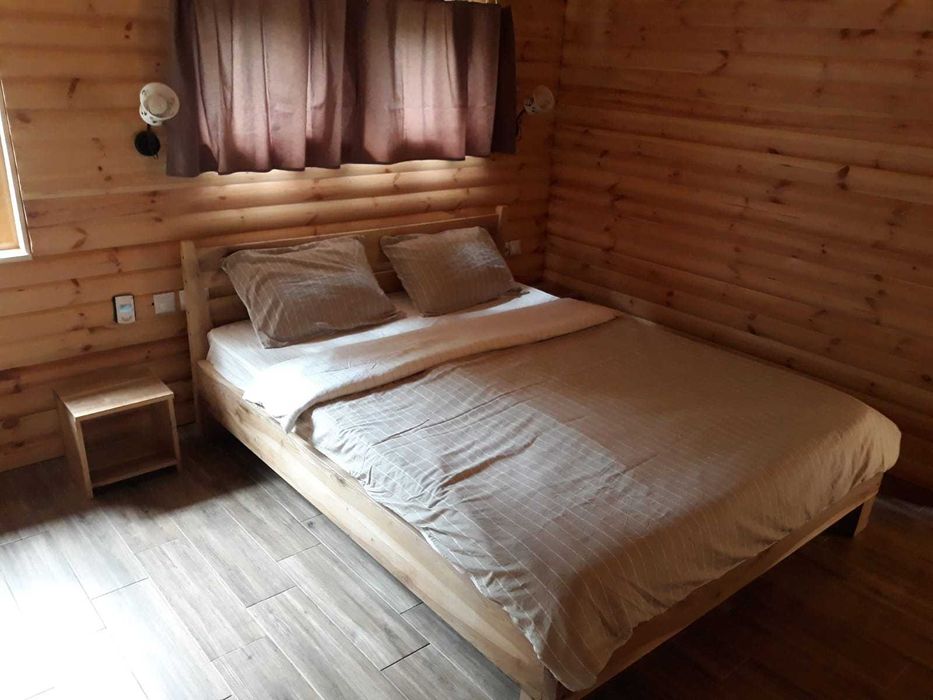 Cabana Bușteni-Apuseni de închiriat cu 2 dormitoare 350 -450 lei / zi