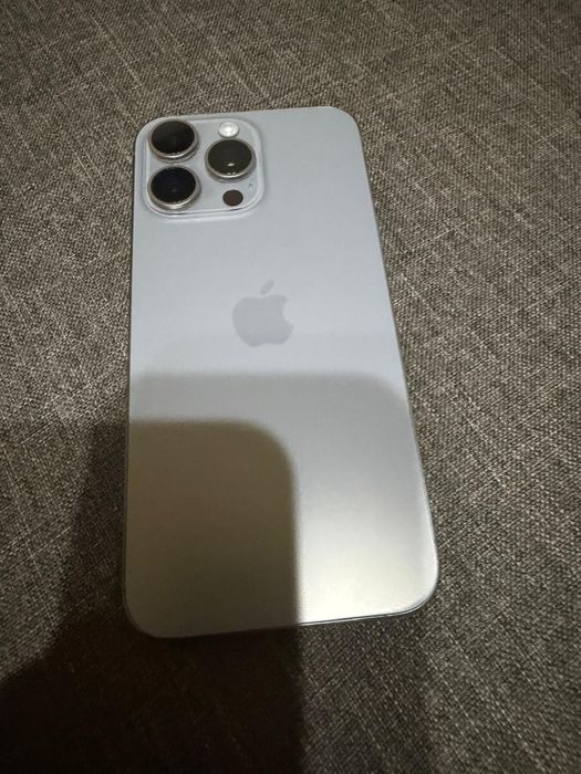 iPhone 15 pro max grey 9.99 din 10