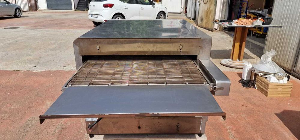 Cuptor profesional banda pizza/covrigi 380V SH 1.8mx85cm