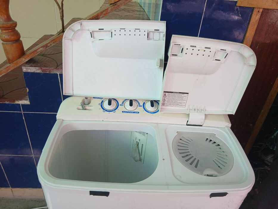 Продам стиральную машину пол автомат хорошо состоянии