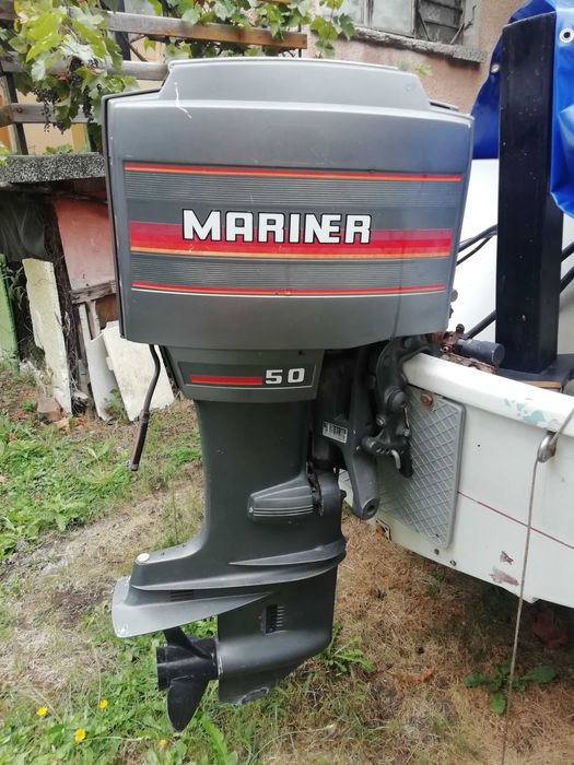 Продавам извънбордов двутактов двигател Маринер 50 конски сили