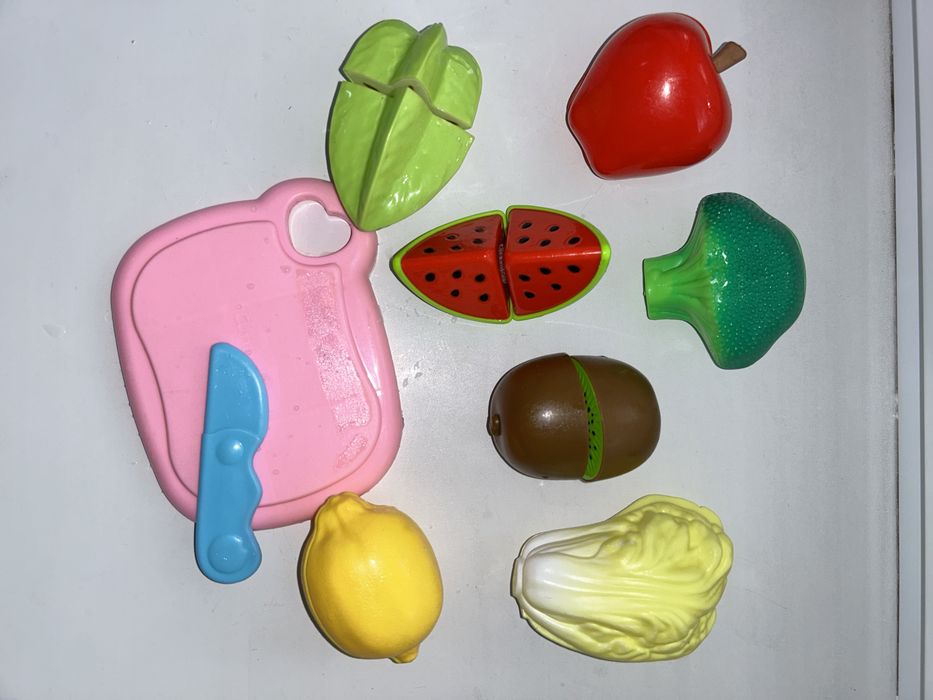 Игрушки развивашки пирамидка Tomy сортер овощи
