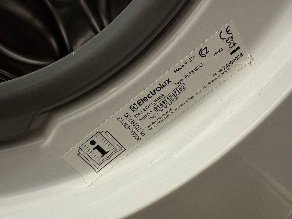 Masina  de spalat haine