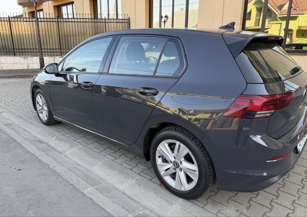 VOLKSWAGEN Golf 2021 — imagine 5