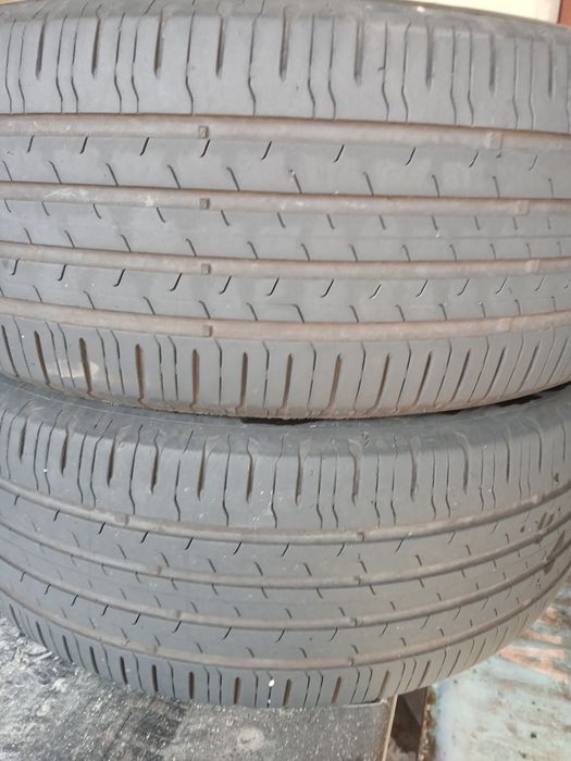 Se vinde două anvelope vară 235/55/R19 CONTINENTAL DOT 2021
