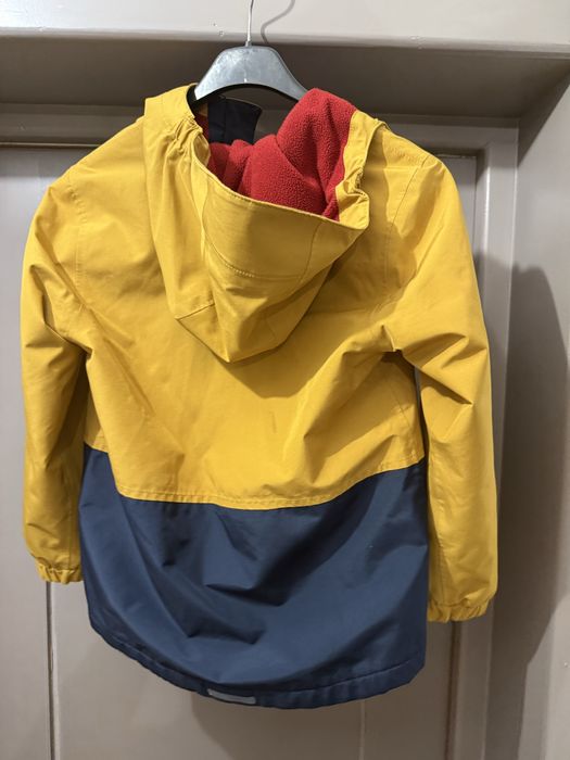 Geaca vant Jack Wolfskin baieti 128 cm
