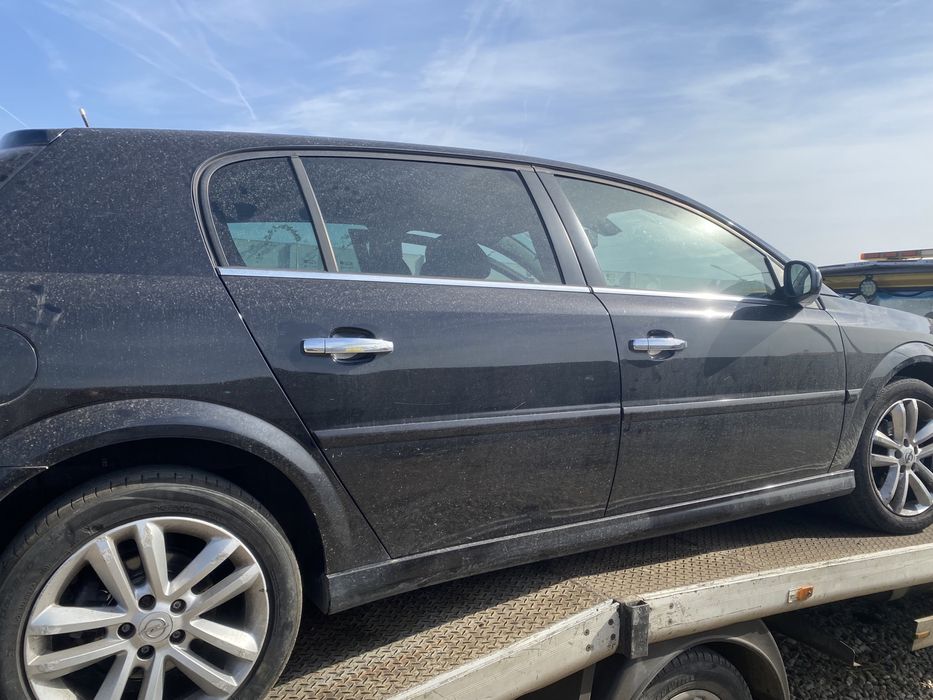 Vând injectoare Opel Signum 1.9 cdti euro 4 2007-2010