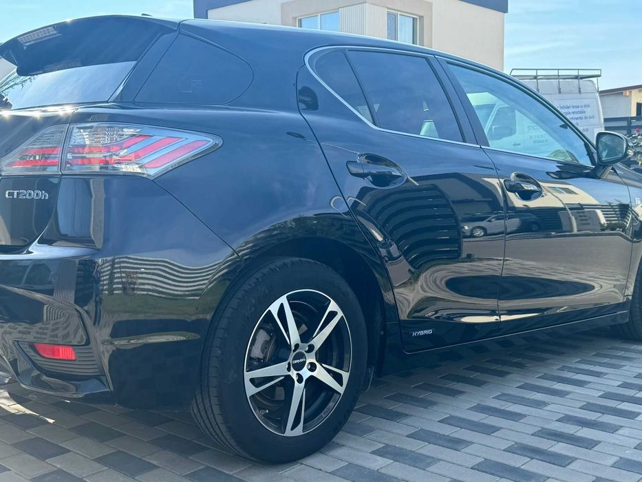 Lexus CT200H Impecabil