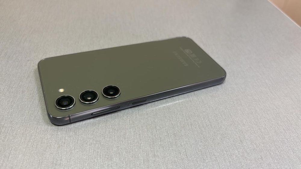 Samsung S23 Snapdragon 8 jen2