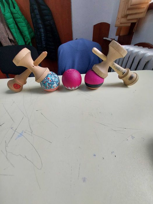 Jucarii profesioniste. Kendama, tame, kenuri