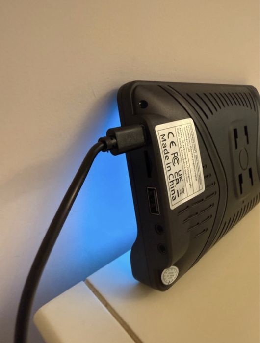 Navigatie Auto Portabila Wireless Carplay cu ecran tactic 7 Inch