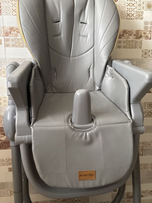 Продам Детский стульчик