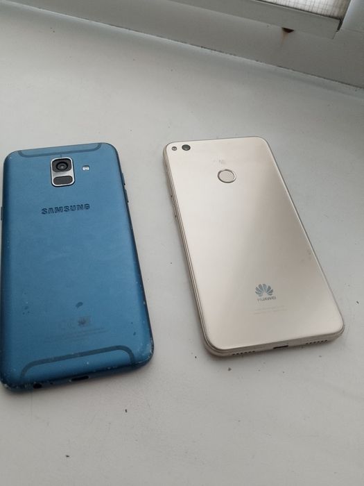 Продам два телефона