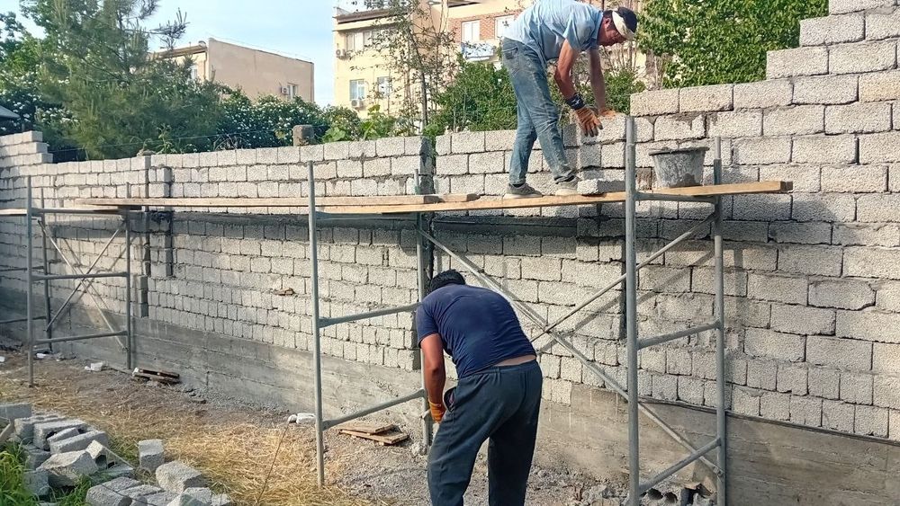 Шлакоблок кирпич фундамент ишларини киламиз