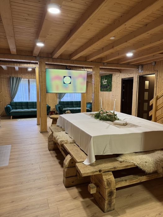 Cabana de inchiriat