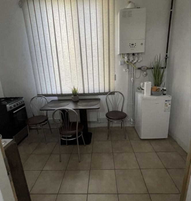 Vând apartament în cartierul Dimitrov