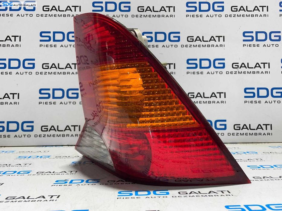 Stop Lampa Tripla Dreapta Ford Focus 1 Berlina Sedan Limuzina 1998 - 2004 [L3346]