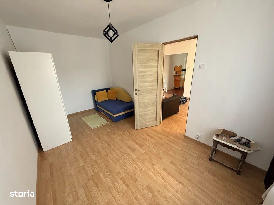 Dambu Pietros - Vanzare ap. 3 camere + copertina
