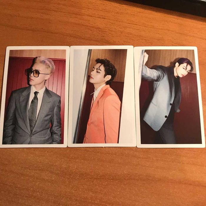 Сотни фотографий с BTS