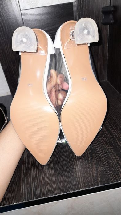 Женская обувь новая