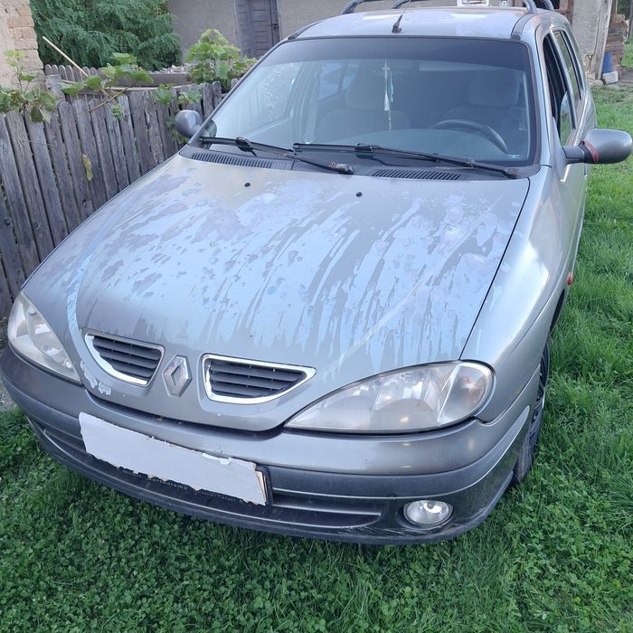 Vând mașină radiata / Dezmembrez  renault megane