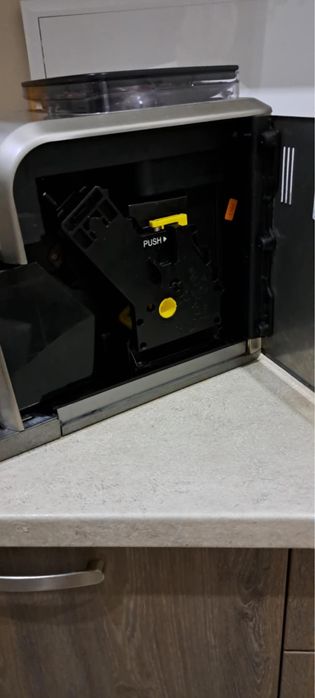 Кафе Машина Philips Saeco Syntia