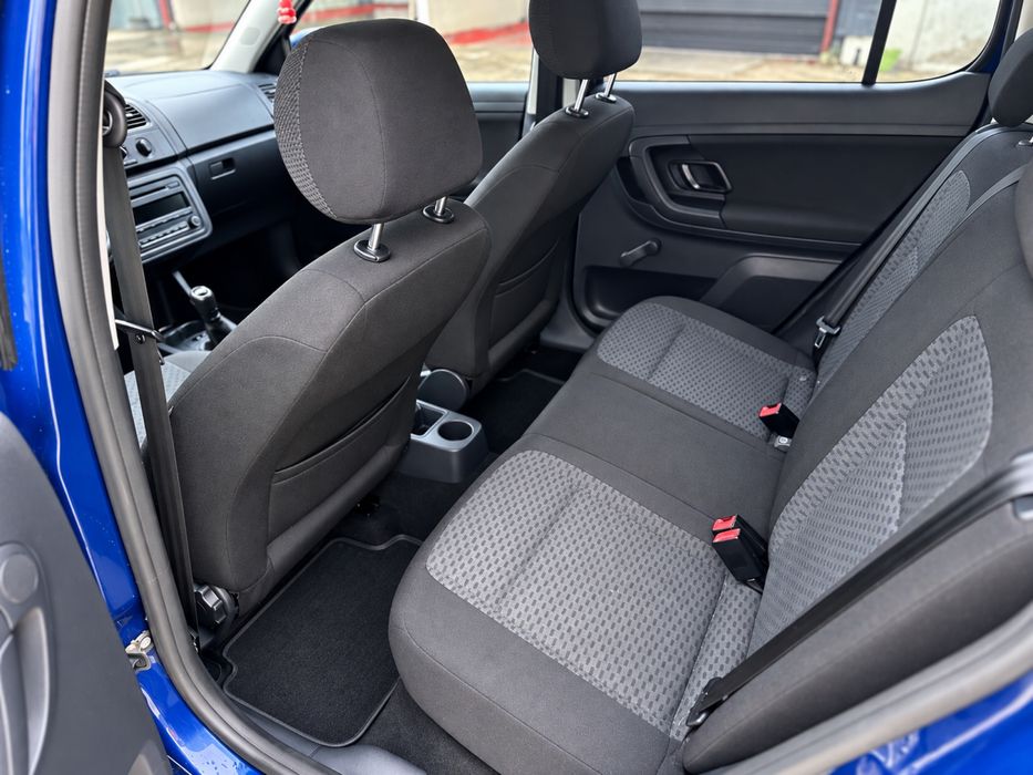 Skoda Fabia an 2015*Diesel 1,6tdi Euro 5*Proprietar Acte  la zi*Cumparata de noua de la Skoda Romania*