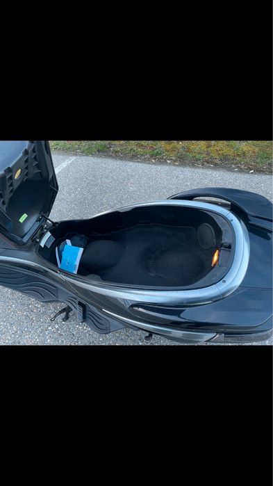 Vand maxi scuter piaggio x10 350ie executive