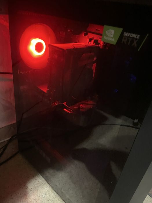 Продам компьютер полностю комплект