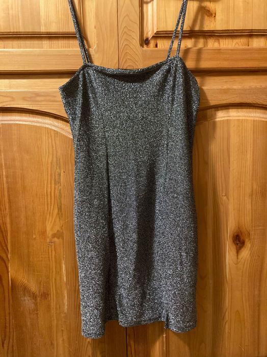 Предлагам дамски рокли.