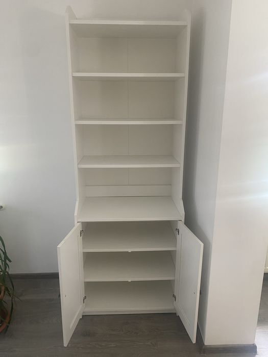 Dulap vitrina Ikea , Corp înalt cu 2 uși, alb