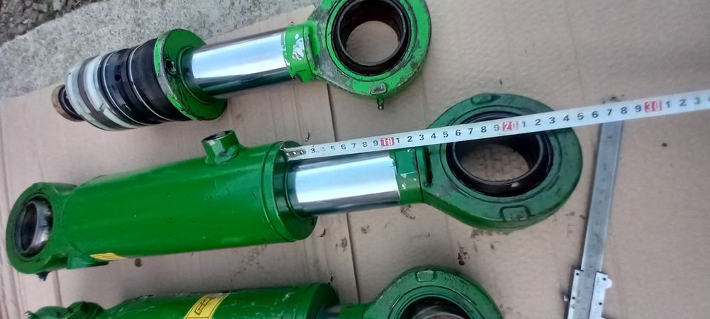 cilindru hidraulic John Deere suspensie tiranți tractor combina