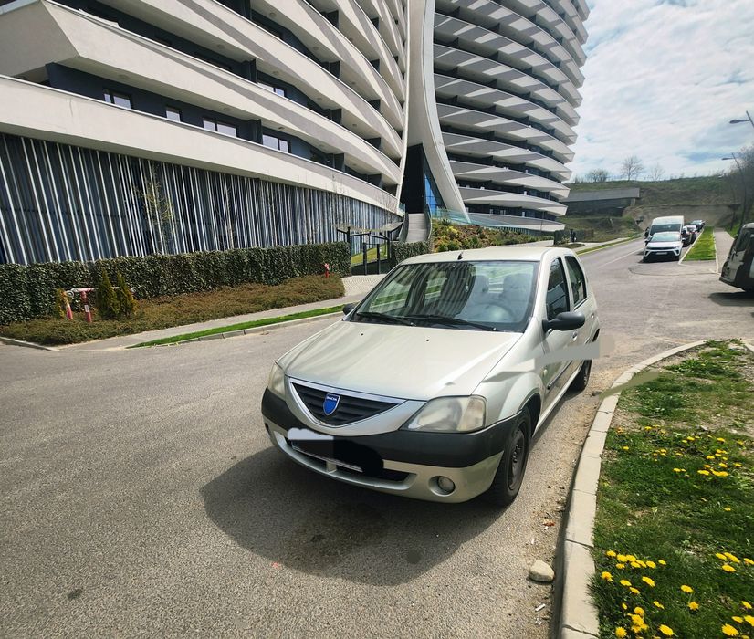 Dacia Logan 2005