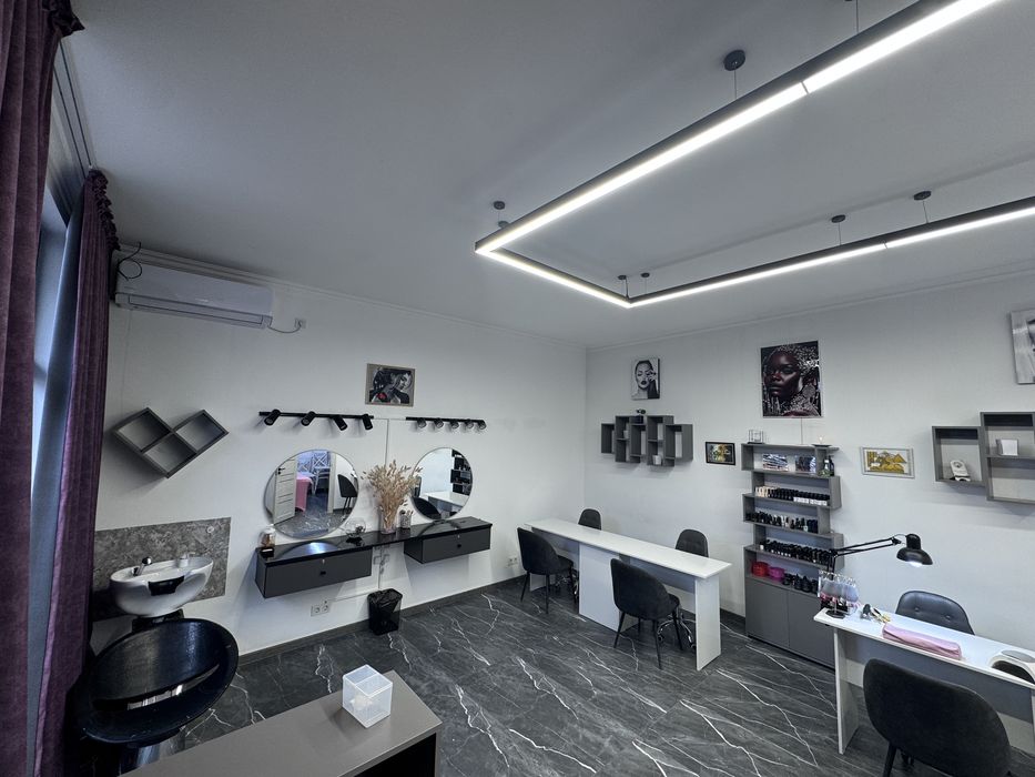 Мебель для салона и оборудование