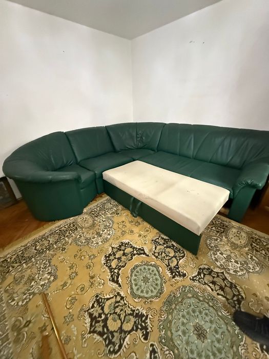 Vând mobilă dormitor + colțar extensibil – Bistrița