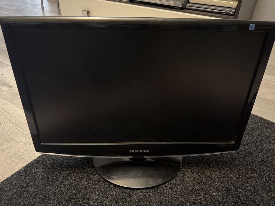 Монитор Samsung 22