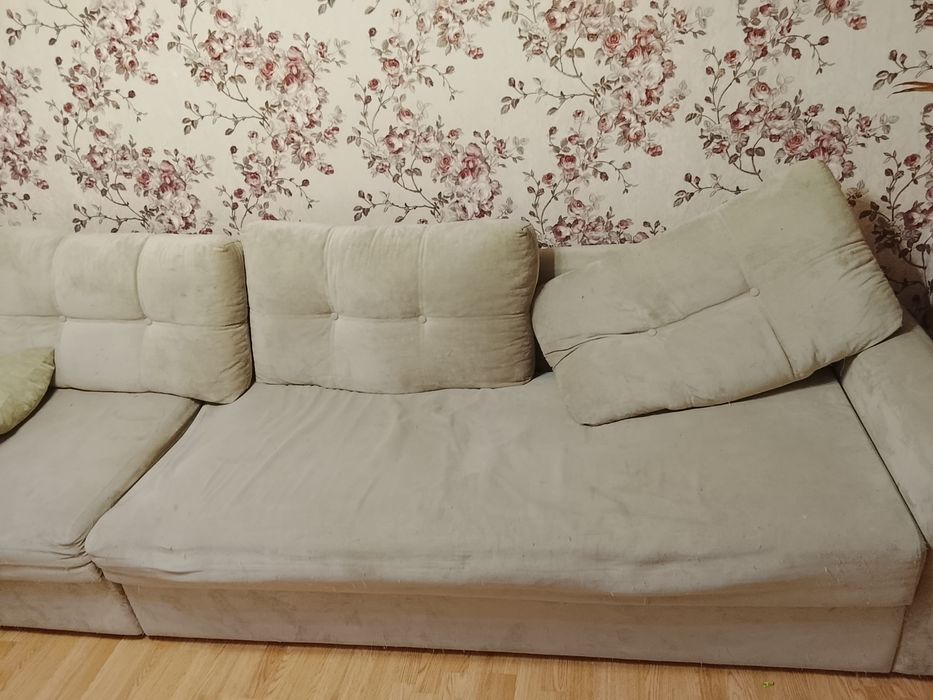 Отдам диван даром