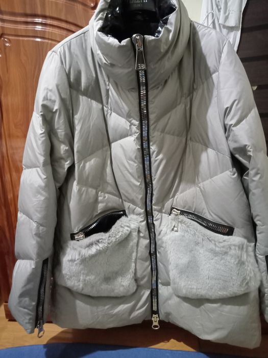 Продам куртку на пуху