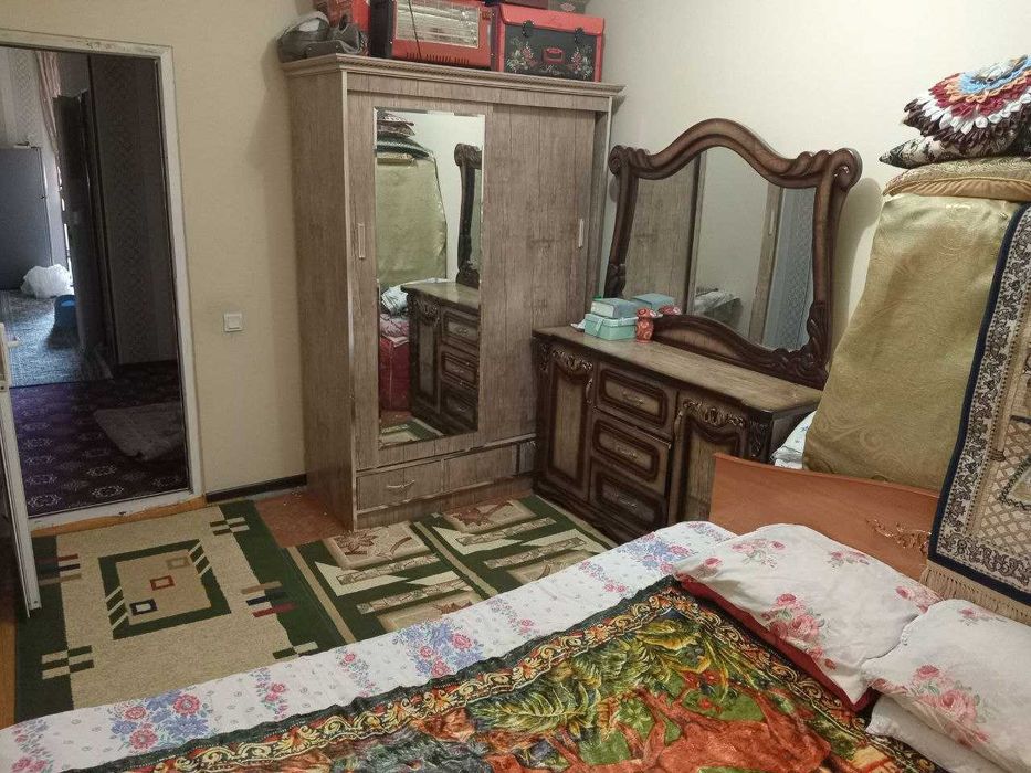 3 хонали квартира сотилади 6 микрн Ловита