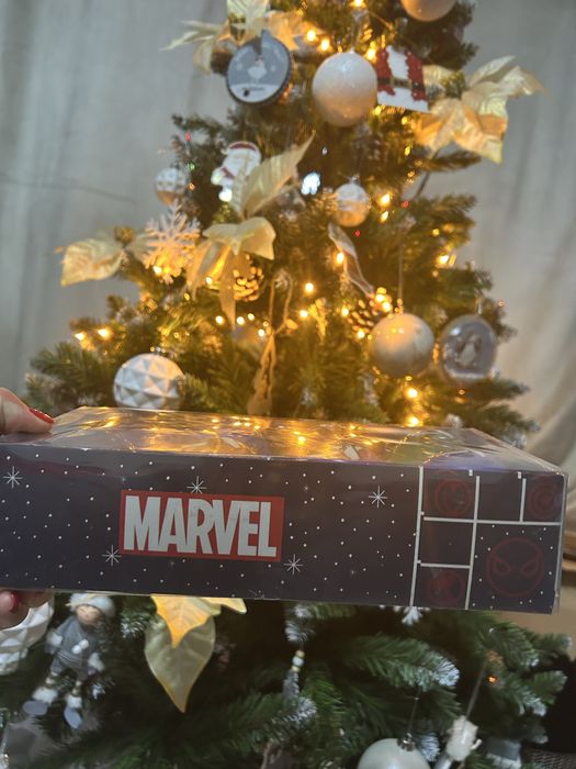 Globuri Marvel noi