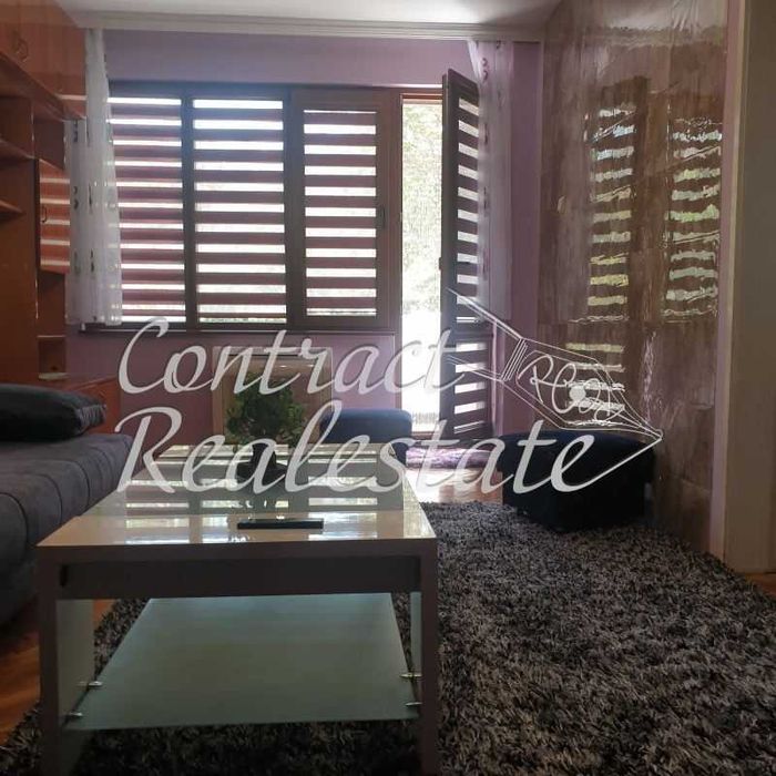 Дава се под наем Четиристаен апартамент в Варна, Център - 120 кв.м за 510 € - Снимка #3