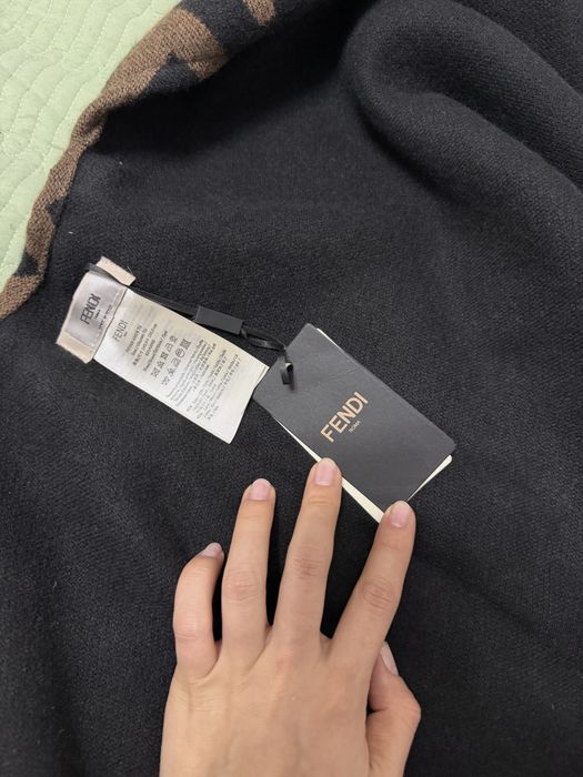 Новое пончо Fendi