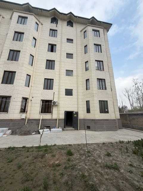 Ургут туманида кенг 2 хонали хонадон сотилади!