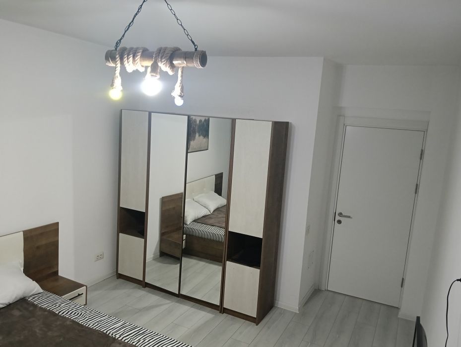 Apartament 2 camere 75mp cu balcon deschis
