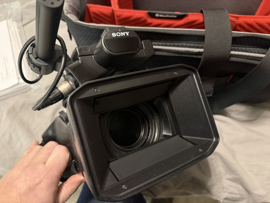 Sony PXW-Z190 нова видеокамера