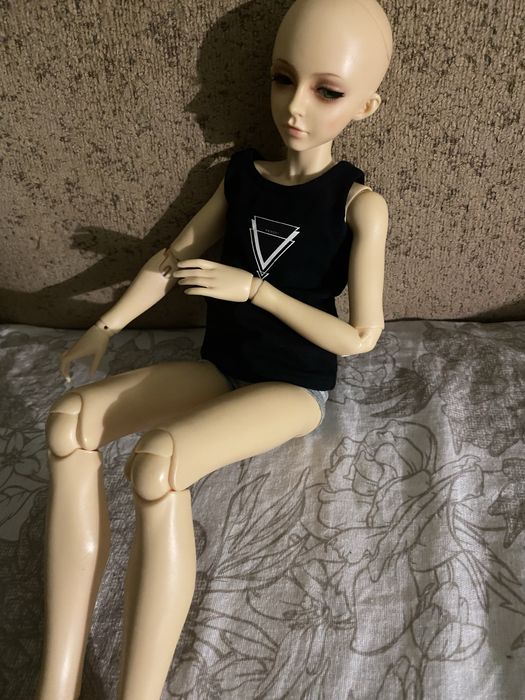 продам куклу бжд