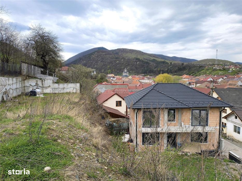 Casa moderna noua de vanzare in Sadu