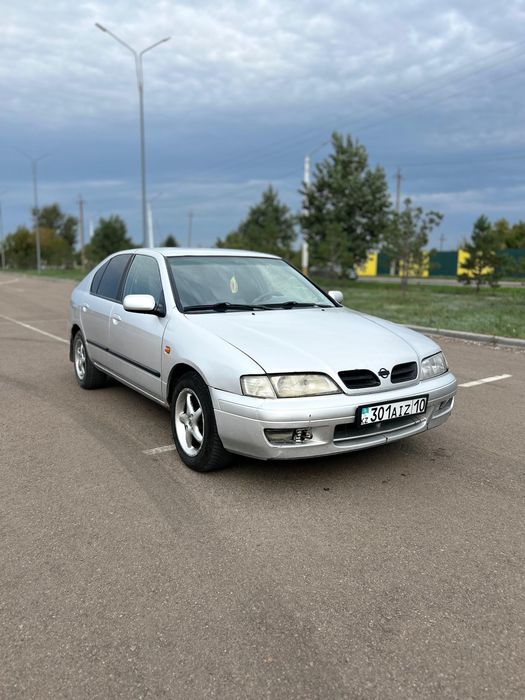 Nissan Primera P11